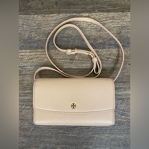 Tory Burch Crossbody/wallet convertible Bag - Picture 1 of 10